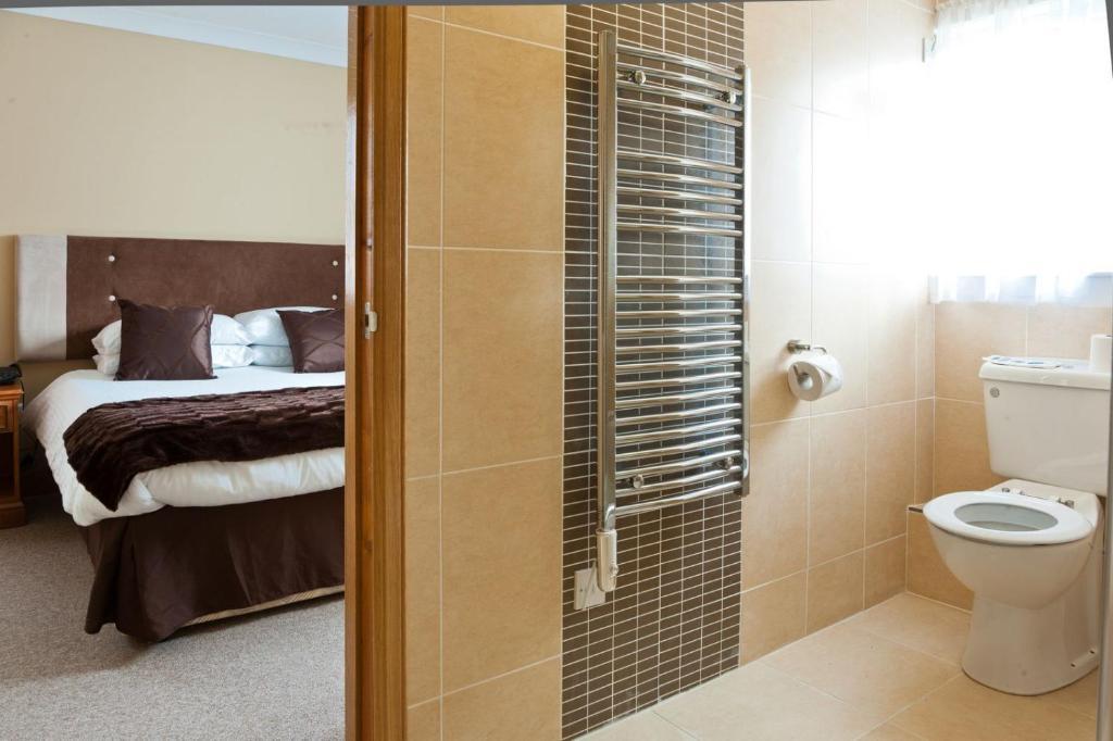 Caledonia Hotel Rosyth Værelse billede